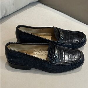 Escada Black Loafers